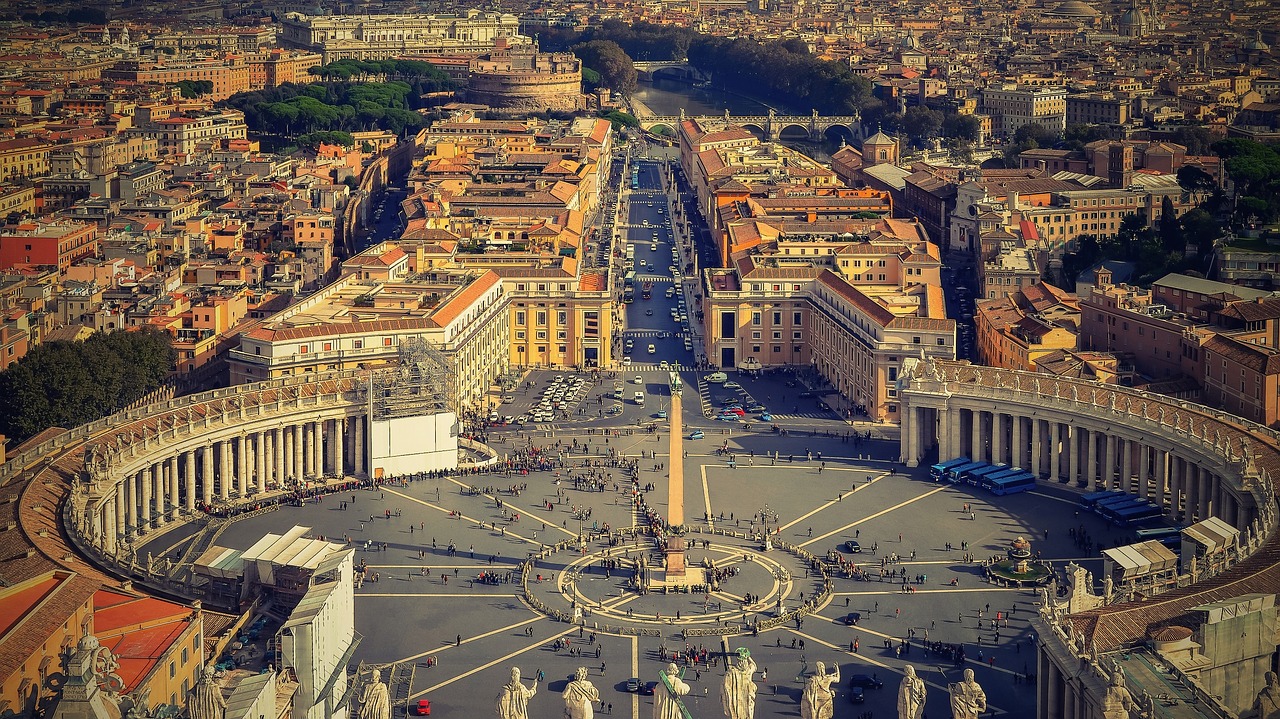 6 pozycji dla odwiedzających Watykan.